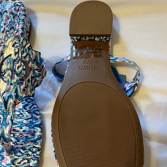 Sandals - Picture 4 of 4